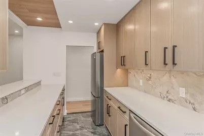 5140 30 Avenue #4-D, Woodside, NY 11377 - Photo 11