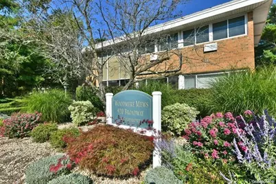 920 Broadway #16, Woodmere, NY 11598 - Photo 1