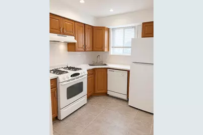 920 Broadway #16, Woodmere, NY 11598 - Photo 5