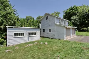 12 Pacific Ave, Nanuet, NY 10954 - Photo 31