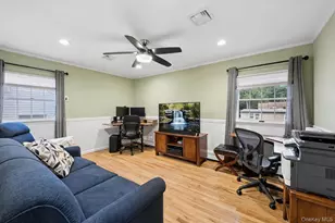 3 Stimson Pl, Huntington, NY 11743 - Photo 23