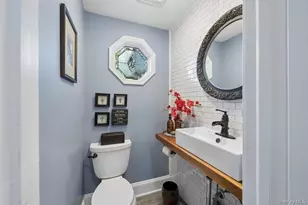 3 Stimson Pl, Huntington, NY 11743 - Photo 17
