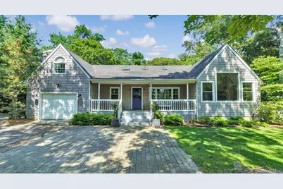 18 Bay View Road, Southampton, NY 11968 - Photo 1