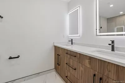 325 Manville Road #201, Pleasantville, NY 10570 - Photo 29