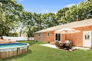 18 Lovell Rd, Hampton Bays, NY 11946 - Photo 13
