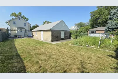 147-23 23rd Avenue, Whitestone, NY 11357 - Photo 3