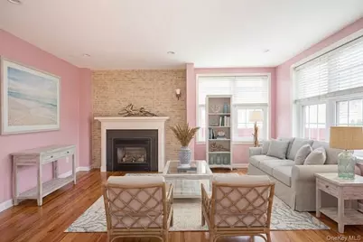 469 Minnieford Avenue, Bronx, NY 10464 - Photo 5