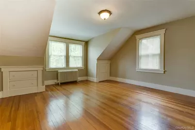 2&4 Youngs Hill Road, Huntington, NY 11743 - Photo 15