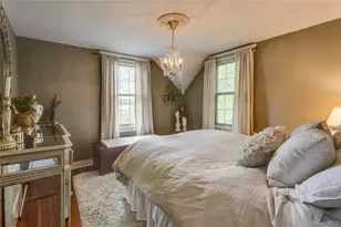 24 Youngs Hill Rd, Huntington, NY 11743 - Photo 23