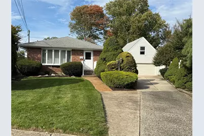 939 Steele Boulevard, Baldwin, NY 11510 - Photo 1