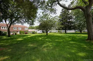 107 Whalers Cove, Babylon, NY 11702 - Photo 21