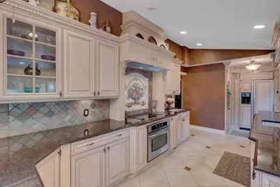 140 Wedgewood Drive, Hauppauge, NY 11788 - Photo 21