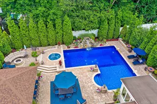 140 Wedgewood Dr, Hauppauge, NY 11788 - Photo 39