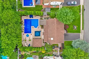 140 Wedgewood Dr, Hauppauge, NY 11788 - Photo 37