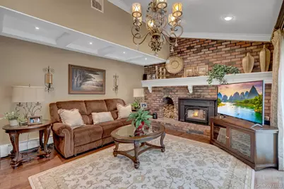 140 Wedgewood Drive, Hauppauge, NY 11788 - Photo 17