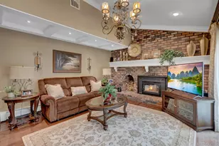 140 Wedgewood Dr, Hauppauge, NY 11788 - Photo 17
