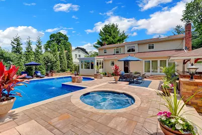 140 Wedgewood Drive, Hauppauge, NY 11788 - Photo 7