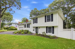57 Brooksite Dr, Smithtown, NY 11787 - Photo 3