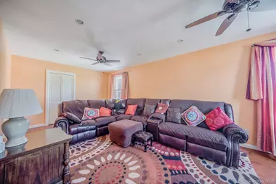 12-52 Bay Park Place, Bayswater, NY 11691 - Photo 13