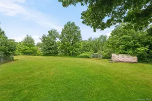 2 Summerset Dr, Wallkill, NY 12589 - Photo 43