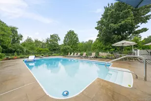 2 Summerset Dr, Wallkill, NY 12589 - Photo 39