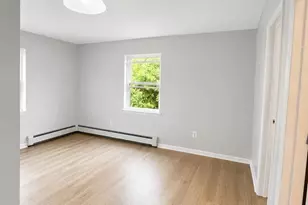 176-04 133rd Ave, Jamaica, NY 11434 - Photo 9