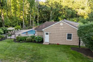 96 Plainview Rd, Woodbury, NY 11797 - Photo 35