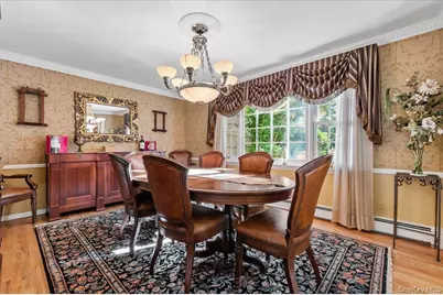 96 Plainview Road, Woodbury, NY 11797 - Photo 11