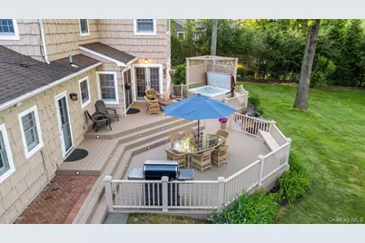 96 Plainview Road, Woodbury, NY 11797 - Photo 27