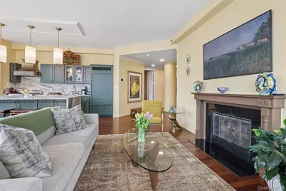25 City Place #6C, White Plains, NY 10601 - Photo 21