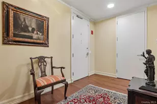 25 City Pl, White Plains, NY 10601 - Photo 7
