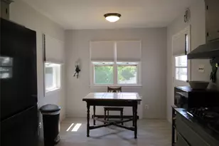 1358 Milanna Ln, Wantagh, NY 11793 - Photo 13