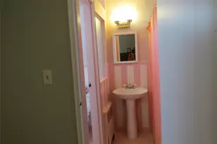 1358 Milanna Ln, Wantagh, NY 11793 - Photo 19