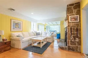 76 Wensley Dr, Great Neck, NY 11020 - Photo 5