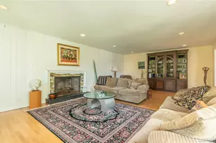 76 Wensley Dr, Great Neck, NY 11020 - Photo 15