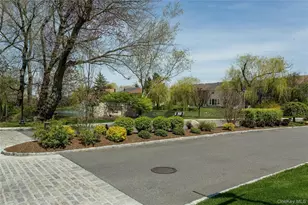 104 W Woodlake Dr, Woodbury, NY 11797 - Photo 37