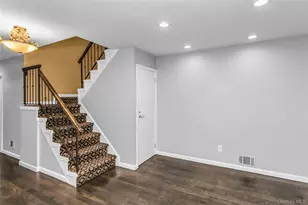 104 W Woodlake Dr, Woodbury, NY 11797 - Photo 13