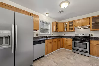 1 Melucci Court, West Haverstraw, NY 10993 - Photo 15