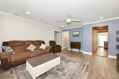 3 School Street, Ronkonkoma, NY 11779 - Photo 9