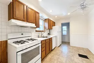 113 Rhodes St, New Rochelle, NY 10801 - Photo 7