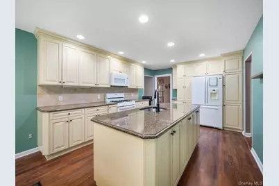 44 Oriole Street, Pearl River, NY 10965 - Photo 19