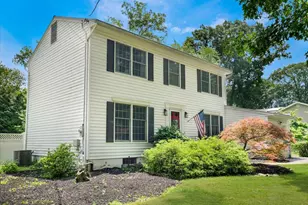 44 Oriole St, Pearl River, NY 10965 - Photo 3