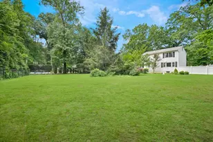 44 Oriole St, Pearl River, NY 10965 - Photo 45