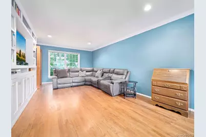 44 Oriole Street, Pearl River, NY 10965 - Photo 11
