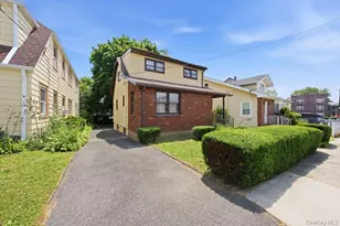 24 Cooper St, Yonkers, NY 10704 - Photo 3