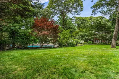 39 Cherry Lane, Syosset, NY 11791 - Photo 43