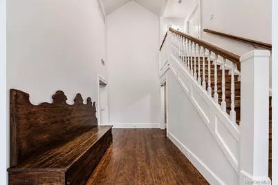 39 Cherry Lane, Syosset, NY 11791 - Photo 5