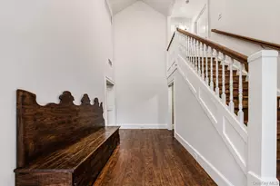 39 Cherry Ln, Syosset, NY 11791 - Photo 5