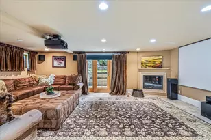 39 Cherry Ln, Syosset, NY 11791 - Photo 35