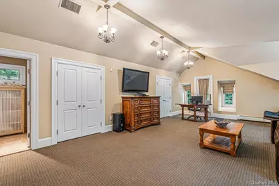 39 Cherry Lane, Syosset, NY 11791 - Photo 33